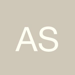 Meet your Posher, Ava